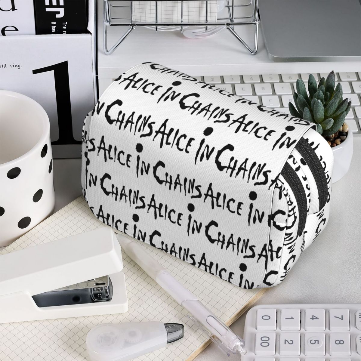 Stationery And Office Supply Chain - Astuccio Alice In Chains Rooster Dirt