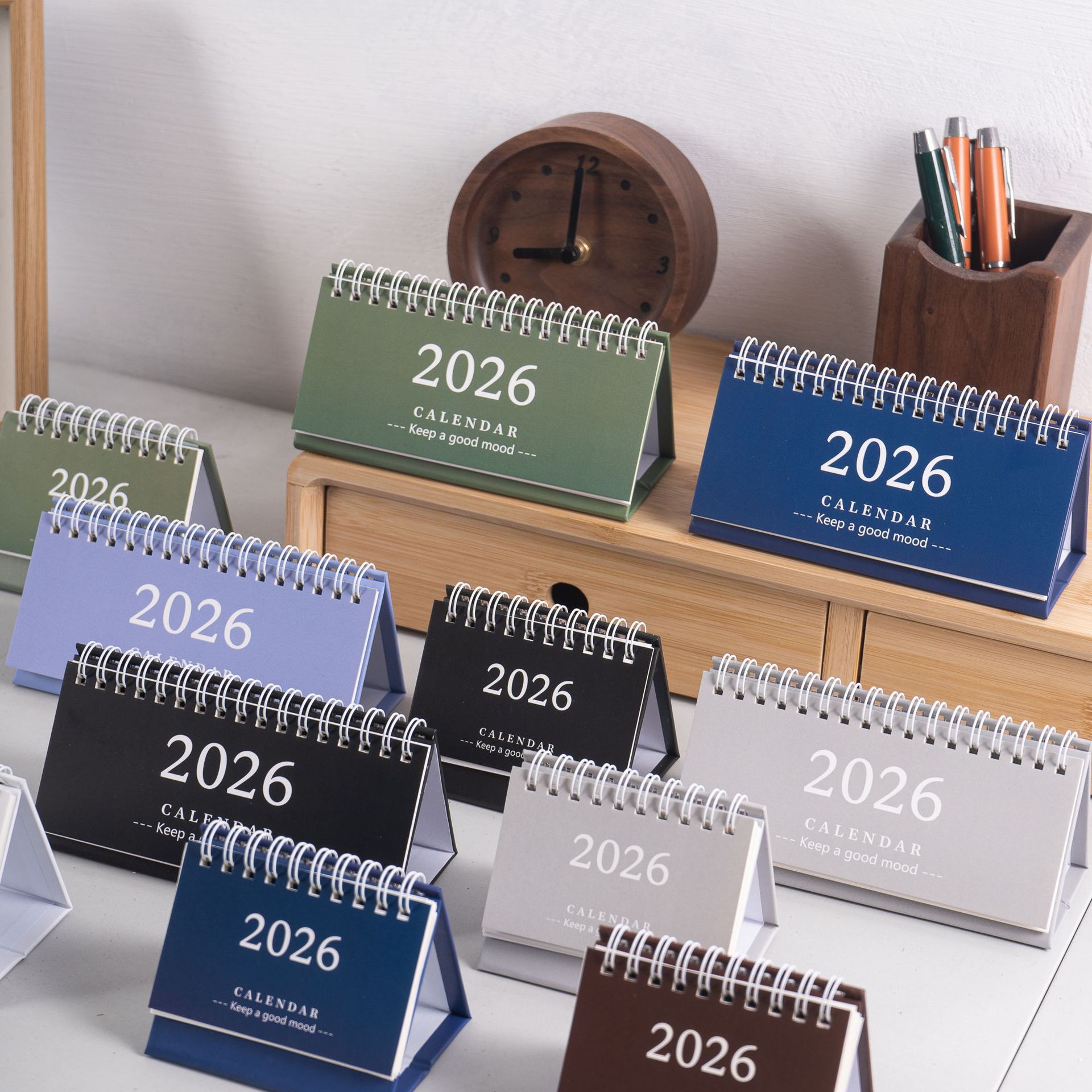 Calendario da tavolo semplice  - Office Stationery Supply List recensione e prezzo