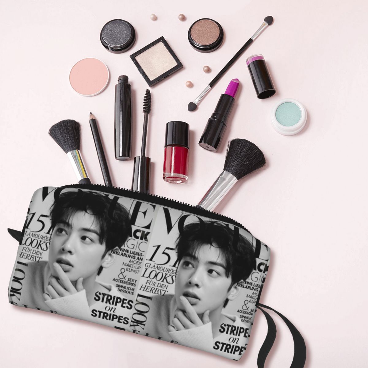 Astuccio Cha EunWoo Kpop Astro - Stationery And Office Supply Chain recensione e prezzo